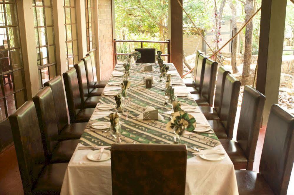 Hotel Woodlands Lilongwe Esterno foto